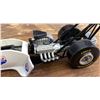 Image 2 : Lucas Oil Products Top Fuel Dragster Model Car