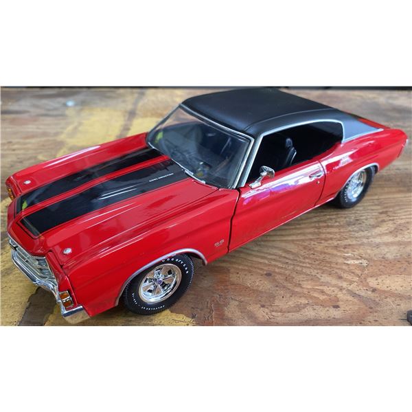 Maisto 1970 Chevrolet Chevelle SS 454 Diecast Model 1:18