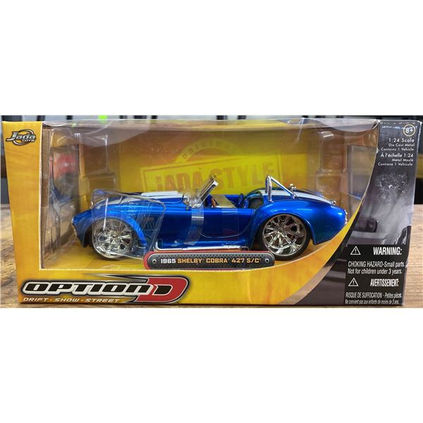 Jada Toys 1965 Shelby Cobra 427 S/C 1:24 Diecast Model Car
