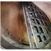 Image 4 : Cast Iron Outdoor Chiminea Fireplace with Mesh Door
