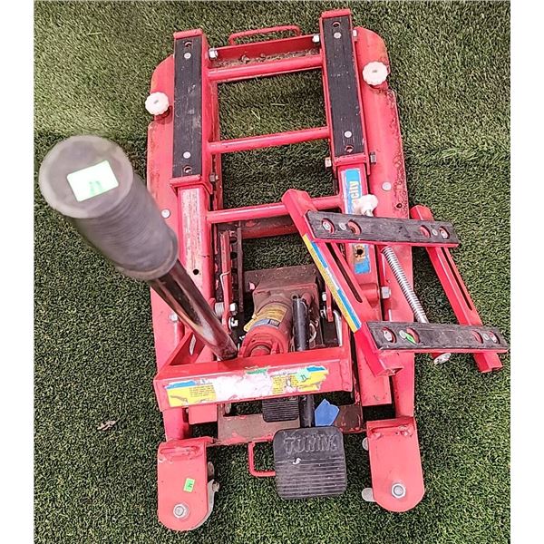 Power Fist 1500 lb Motorcycle/ATV Jack