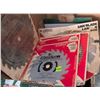Image 8 : King Canada 10" Compound Mitre Saw With Extra Blades
