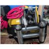 Image 5 : 3000 lb Utility Winch With Controller, Mount, And Hardware