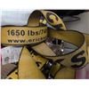 Image 8 : Lot: Husky Stool, Lifear Sneakers, Safety Jacket, Gloves, Straps