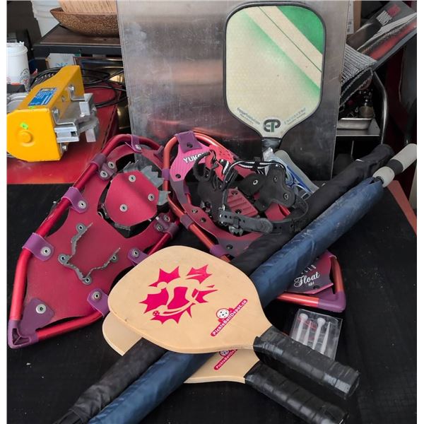 Yukon Advanced Float 821 Snowshoes and Sports Gear Lot