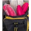Image 5 : TELUS Yellow Gym Bag With Shoes and Elbeco Pants