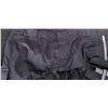 Image 8 : TELUS Yellow Gym Bag With Shoes and Elbeco Pants