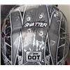 Image 18 : 3 Different Motorcycle Helmets: Fulmer, Zox, Asphalt Tech