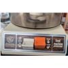 Image 3 : Kitchenware Lot: GE Food Processor, Bella Fondue, Libbey Glasses, Mikasa Plate