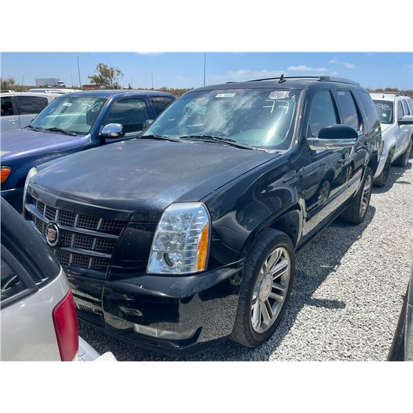 CADILLAC ESCALADE 2014 T