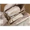 Image 6 : EACHY Faux Leather Makeup Bag - Cream Colour