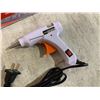 Image 3 : 20W Gluegun - Includes 220 Glue Sticks
