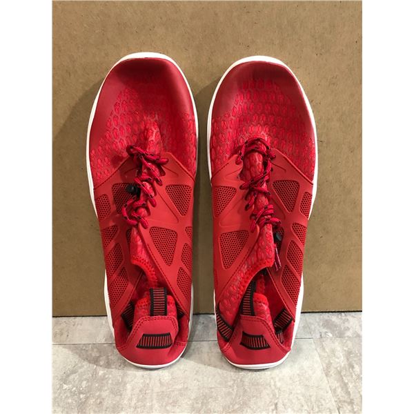 Size 45 Water Shoes - Red