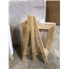 Image 3 : Tabletop Easel With Canvas Set - Super Value 18 Pack