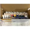 Image 4 : Tabletop Easel With Canvas Set - Super Value 18 Pack