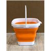 Image 2 : Folding Water Bucket