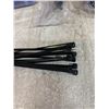 Image 4 : 1200 Retainer Clips - 47 Different Sizes
