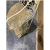 Image 11 : Vintage White Metal Corner Plant Stand