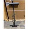 Image 4 : Foldable Roller Stand