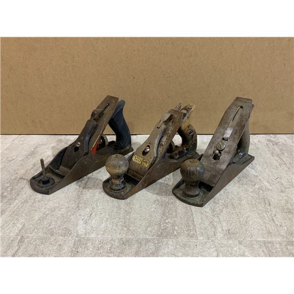 Lot Of 3 Vintage Stanley Bailey Hand Planes