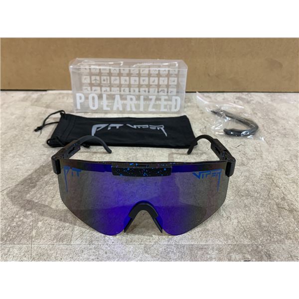 Polarized Pit Vipers