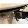 Image 13 : Weber Q200 Gas Grill - Includes Temperature Gauge
