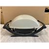 Image 16 : Weber Q200 Gas Grill - Includes Temperature Gauge