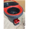 Image 6 : Vileda EasyWring Spin Mop & Bucket System