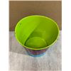 Image 9 : Chum Bucket - With Spongebob & Bulbasaur Plushies