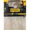 Image 3 : DEWALT 18-Gauge Precision Point Pneumatic Brad Nailer