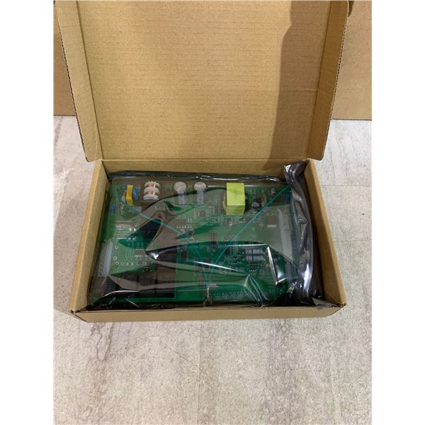 GE Refrigerator Main Control Board - Model: WR55X10942