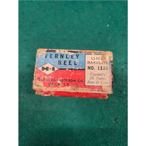 Vintage Vernley Trout Reel No. 1103 in Original Box