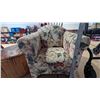Image 1 : Children's Floral Barrel Armchair