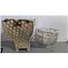 Image 1 : 2 Metal Planters