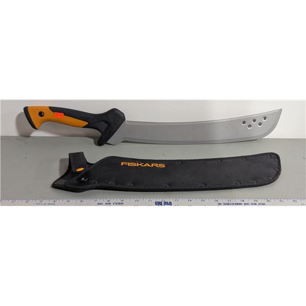 Fiskars Solid Machete w/ Sheath