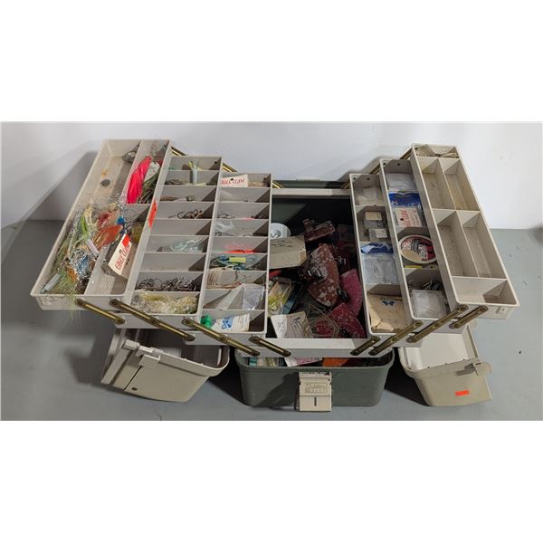Tacklebox w/ Assorted Fishing Supplies