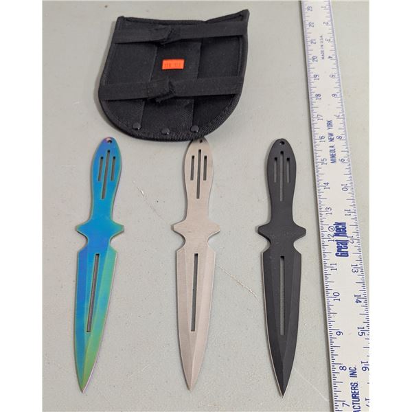 3 Throwing Knives w/ Sheath