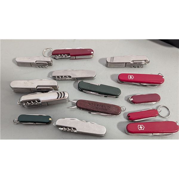 Lot of Assorted Pocket Knives