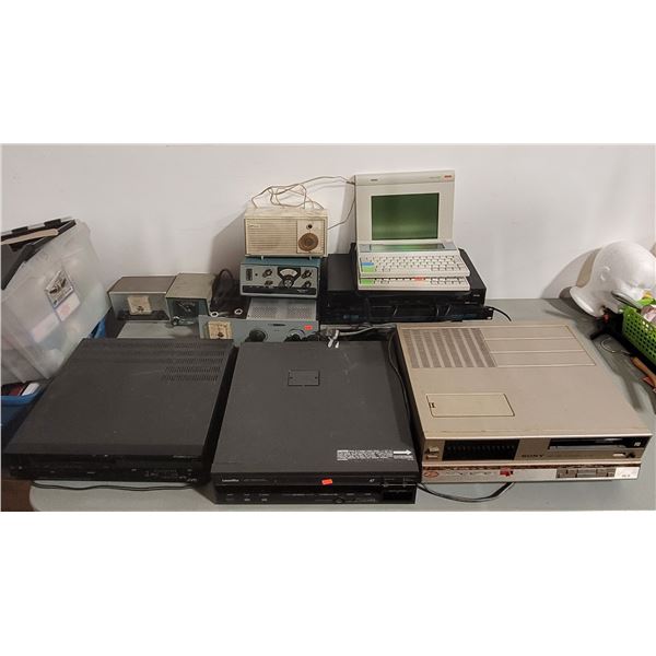 VTG Radio  Equipment and DVD player Lot