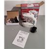Image 1 : Dressmaker Plus Sewing Machine