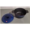 Image 2 : Enameled Cast Iron Cooking Pot