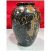 Image 1 : VTG Black Marble Vase