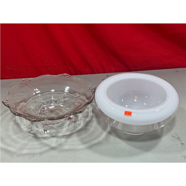 2 VTG Glass Dishes