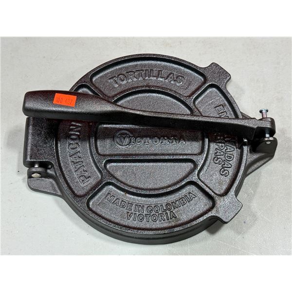 Victoria Cast Iron Tortilla Press Made in Colombia