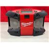 Image 1 : Milwaukee Jobsite Radio