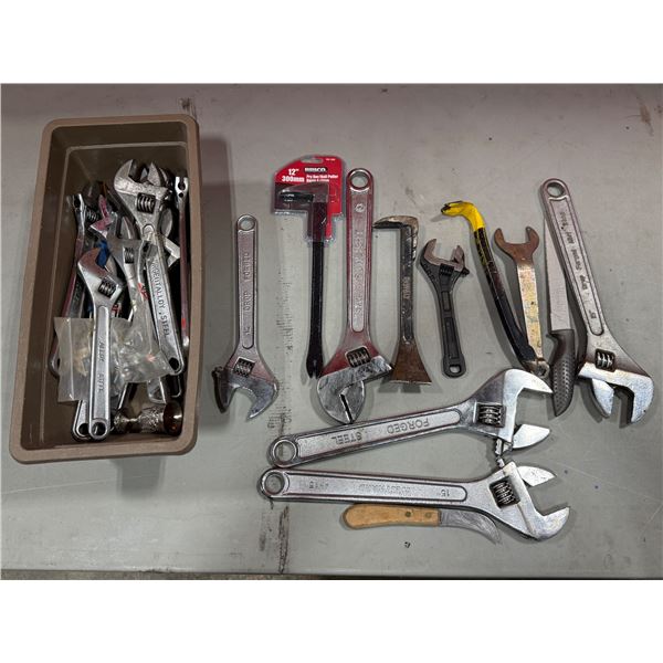 Lot of Assorted Wrenches & Pry Bar/Nail Puller