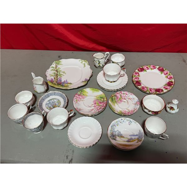 Lot of Assorted Royal Albert Bone China Teacups & Saucers