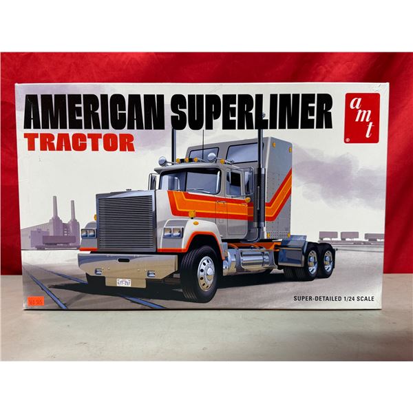 AMT American Superliner Tractor 1/24 Scale Model