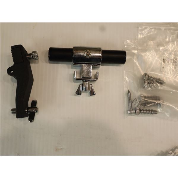 LOT OF 2 ROC N SOC FOOT RESTS