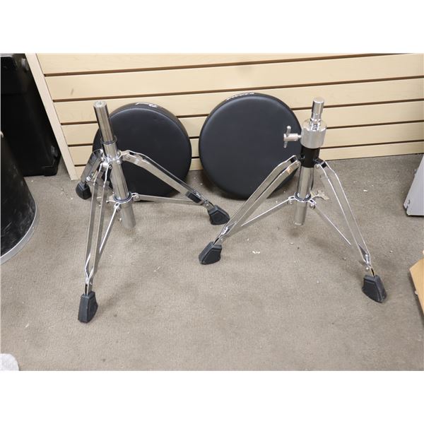 LOT OF 4pcs (2-TOPS, 2-BOTTOMS) OF MISMATCHED DRUM STOOLS